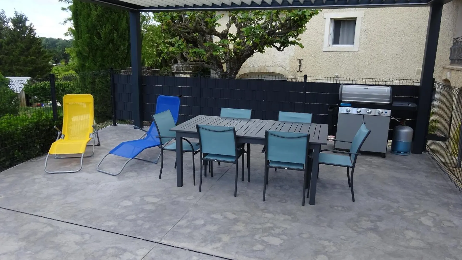 Gite La Bonnelle Piscine Spa Grillon France
