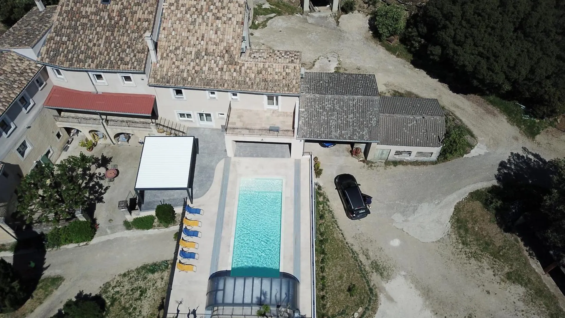 Gite La Bonnelle Piscine Spa Grillon 0*,  France